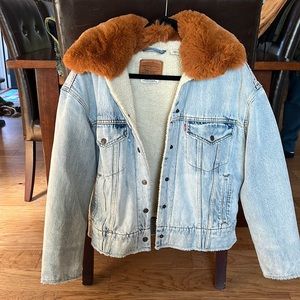 Levi’s women’s denim Sherpa jacket